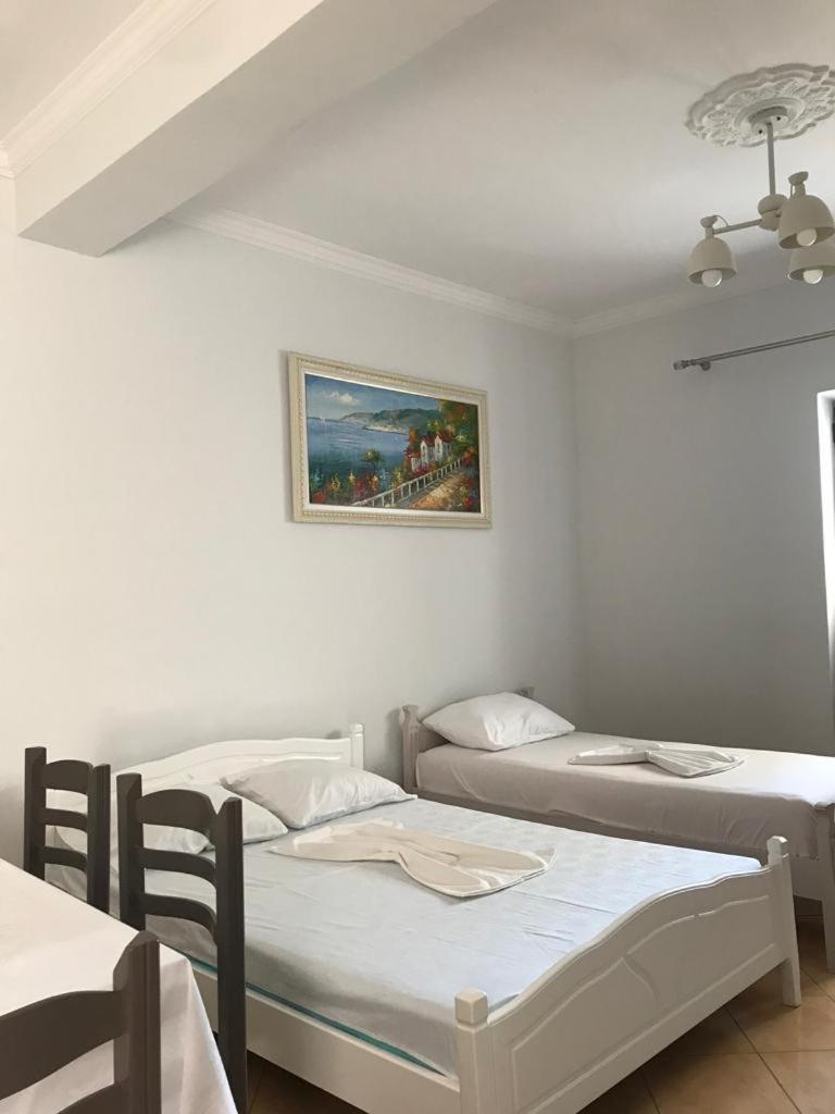 Alfa Apartaments Sarande Exterior photo