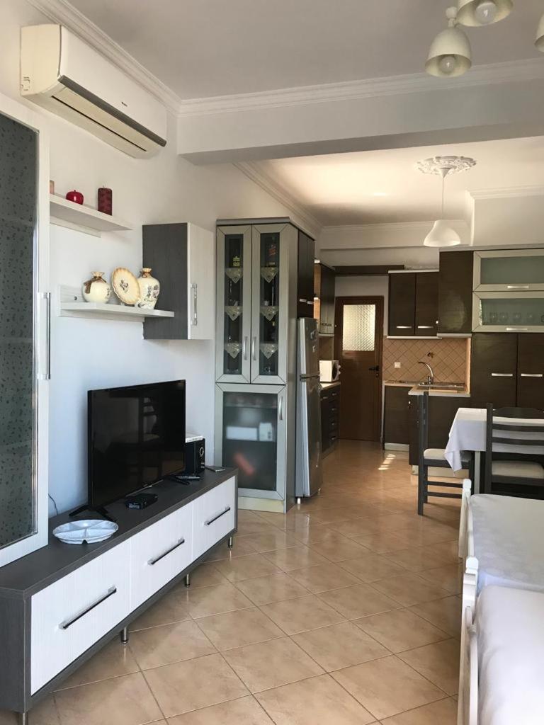 Alfa Apartaments Sarande Exterior photo